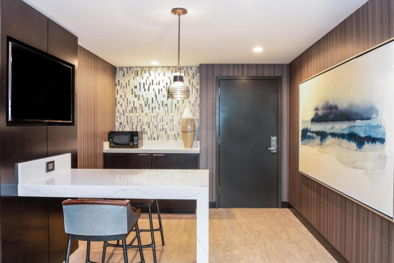 Sheraton Ann Arbor Hotel Екстериор снимка