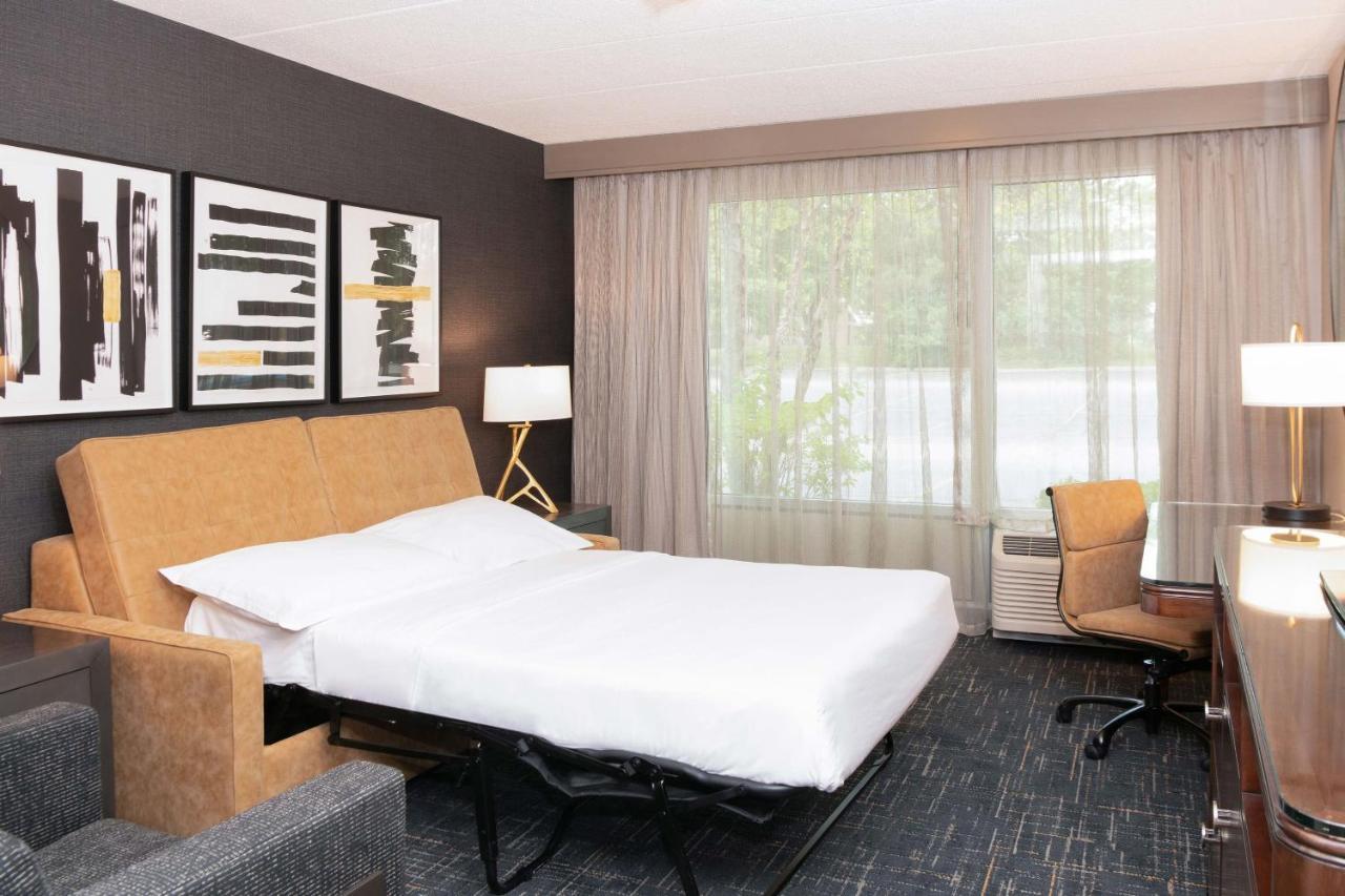 Sheraton Ann Arbor Hotel Екстериор снимка