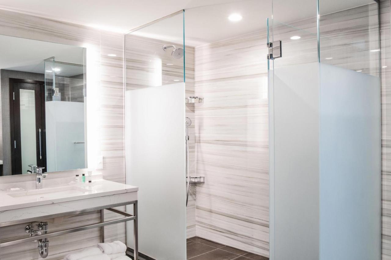 Sheraton Ann Arbor Hotel Екстериор снимка