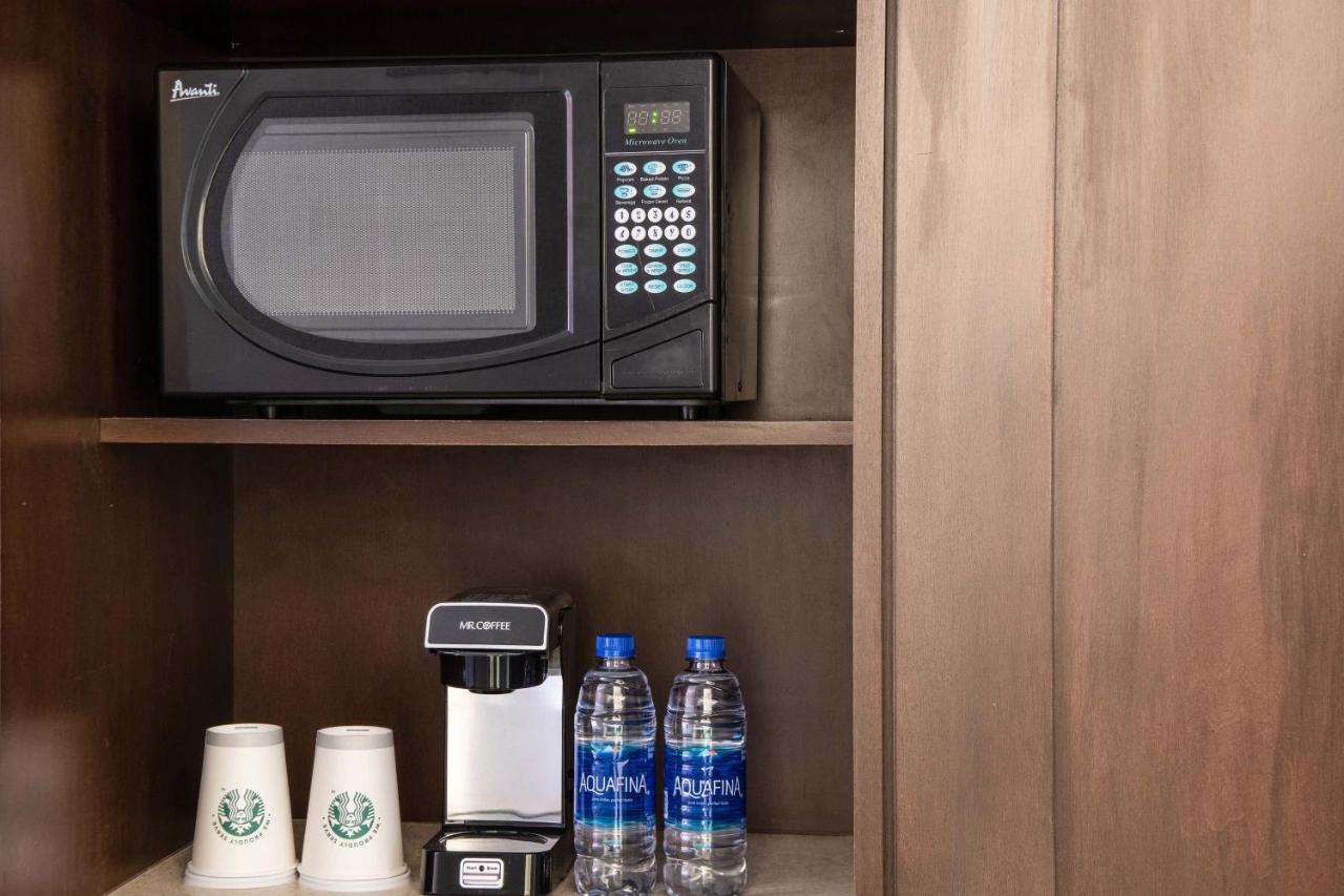 Sheraton Ann Arbor Hotel Екстериор снимка