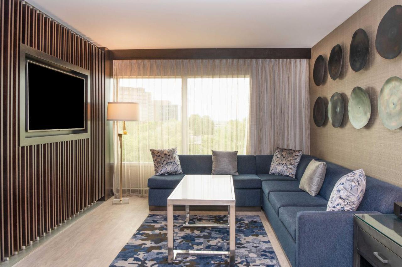 Sheraton Ann Arbor Hotel Екстериор снимка