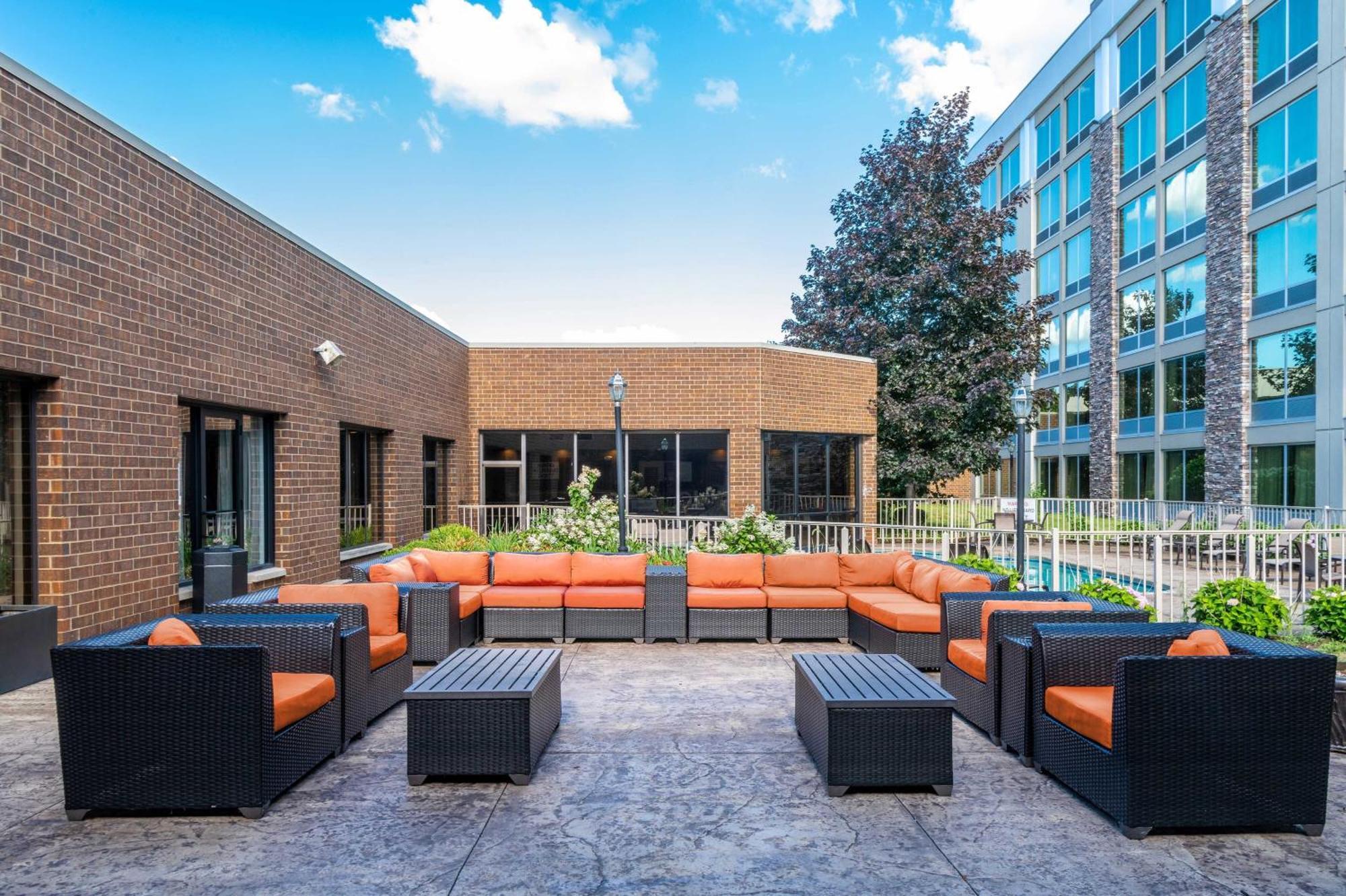 Sheraton Ann Arbor Hotel Екстериор снимка